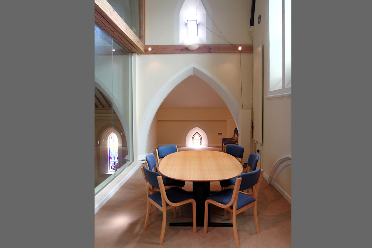 Edgar Taylor | Holy Trinity Church, Walton, Aylesbury, Buckinghamshire