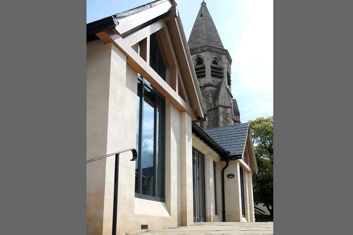 Edgar Taylor | Holy Trinity Church, Walton, Aylesbury, Buckinghamshire