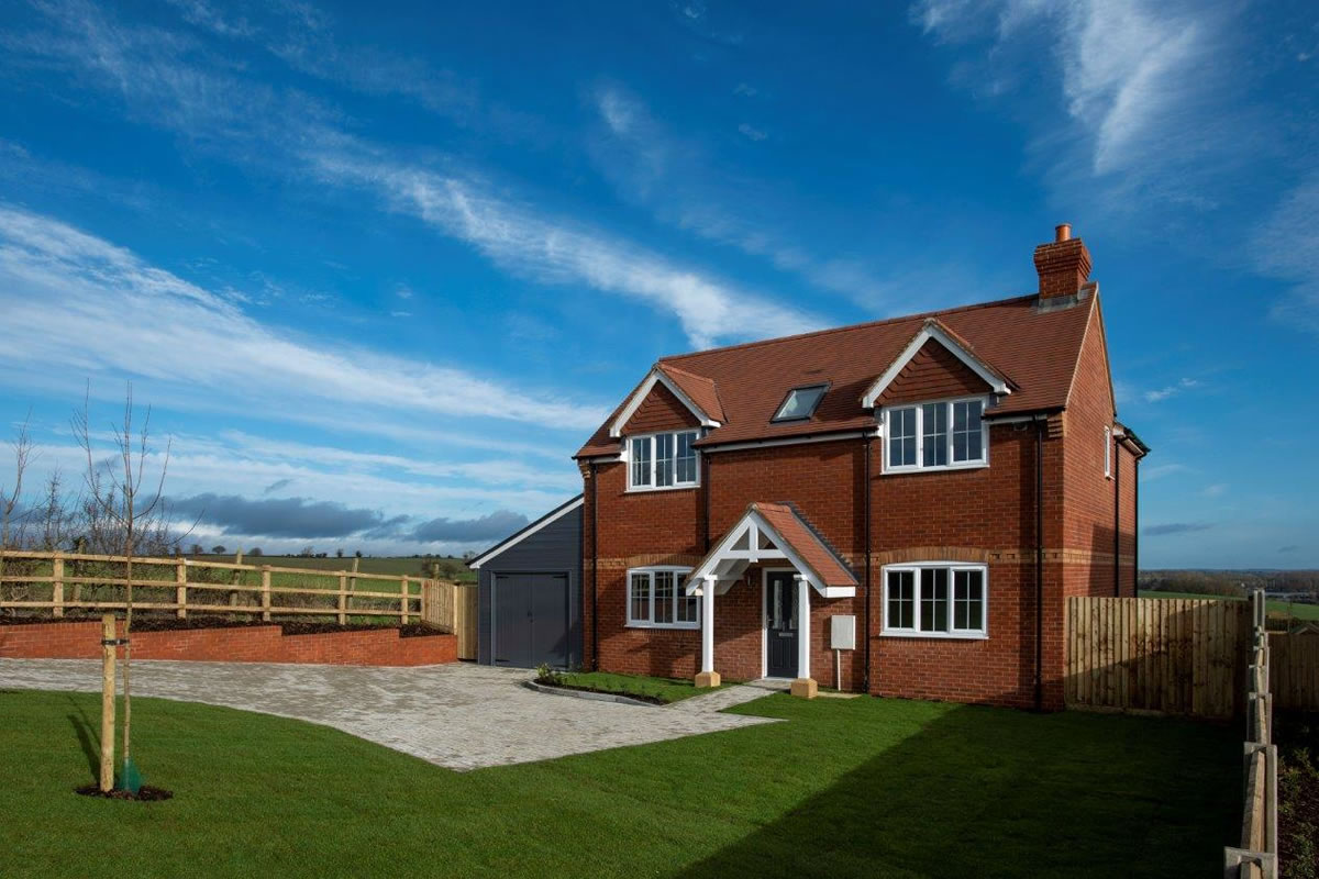 Edgar Taylor | Winchendon Road, Chearsley, Buckinghamshire